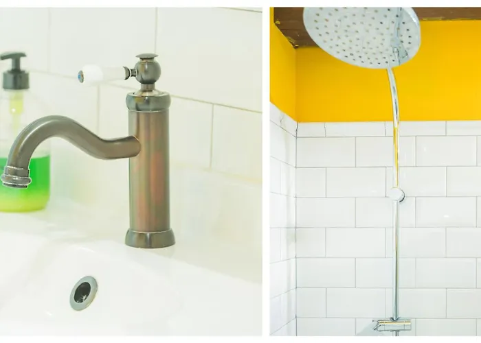 A Un Paso De La Catedral * Toledo