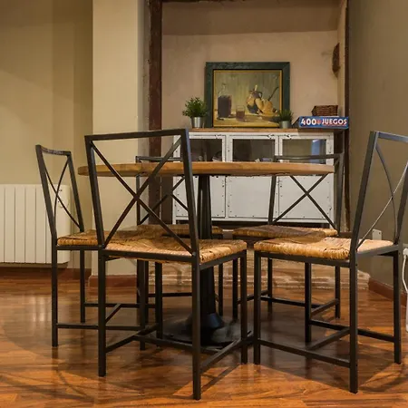 A Un Paso De La Catedral Toledo