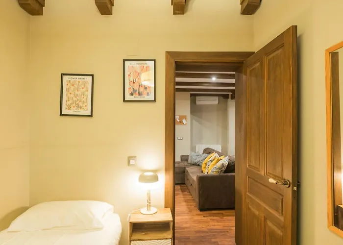 A Un Paso De La Catedral * Toledo